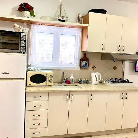 Shantell City Center Apartment Нетанья Екстер'єр фото